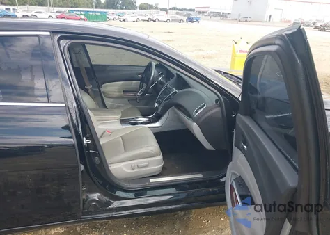 2015 Acura Tlx V6 z USA, uszkodzony, nr VIN 19UUB2F38FA006562